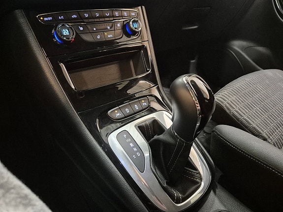 Opel Astra 13 of 22