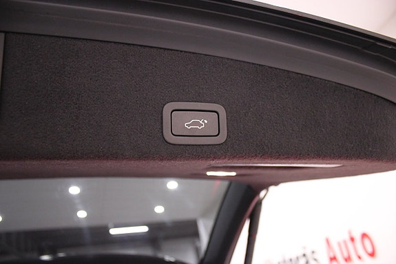 Volvo XC60 22 of 28