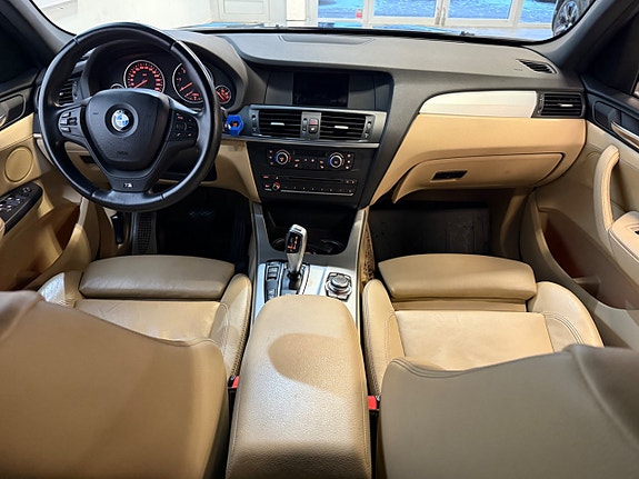 BMW X3 4 of 5