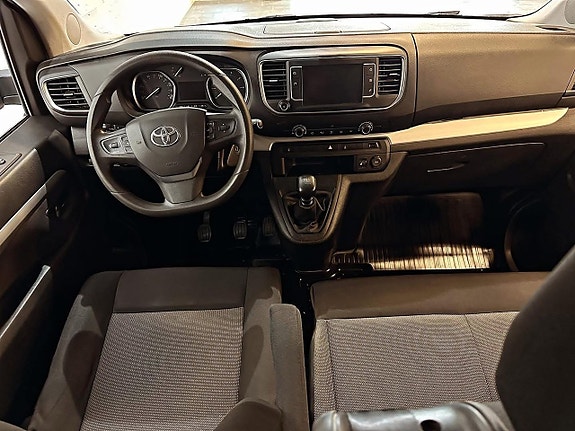 Toyota Proace Verso 3 of 5
