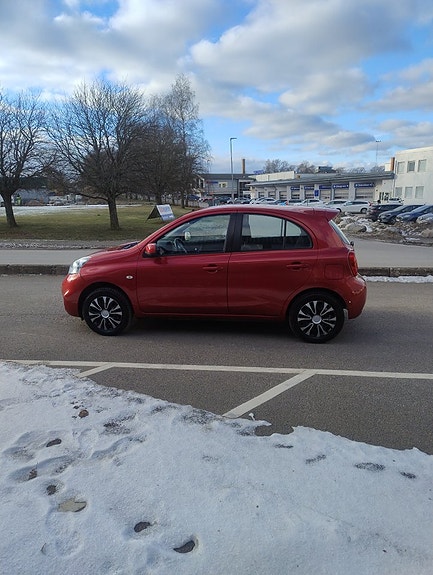 Nissan Micra 3 of 5