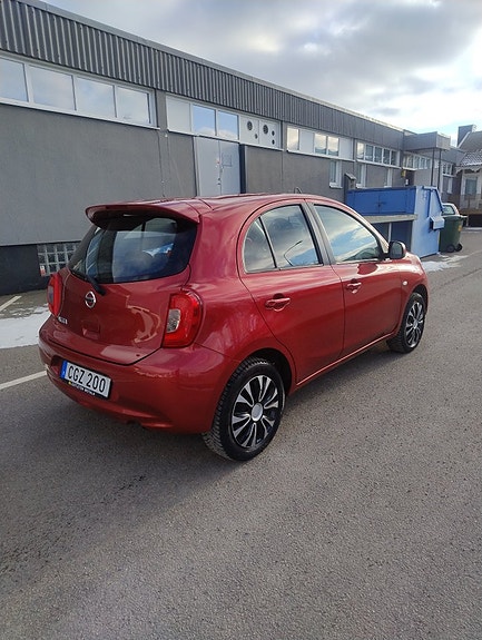 Nissan Micra 4 of 5