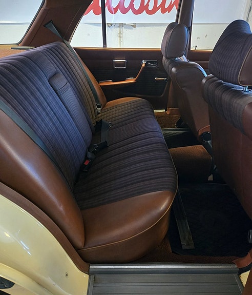 Mercedes-Benz 280 SE 5 of 5