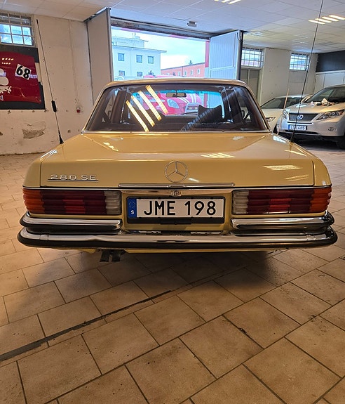 Mercedes-Benz 280 SE 10 of 10