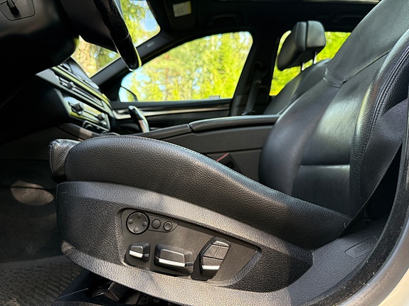BMW 520d 8 of 17