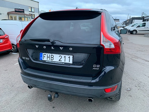 Volvo XC60 5 of 24