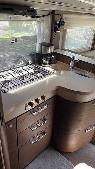 Hymer B 704 SL 7 of 10