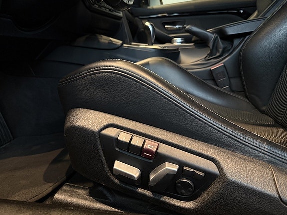 BMW M4 11 of 16