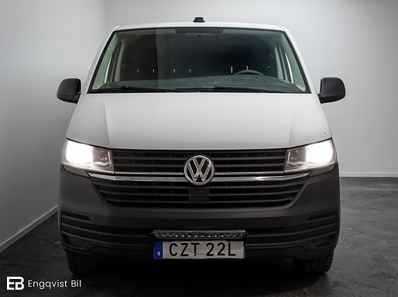 Volkswagen Transporter 2 of 5