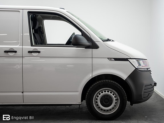 Volkswagen Transporter 10 of 28