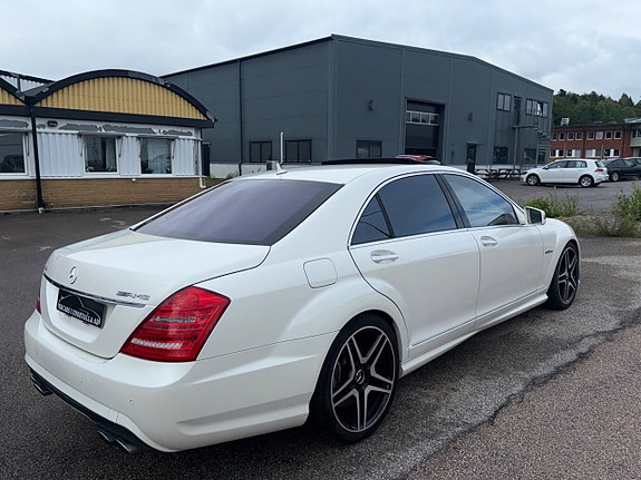 Mercedes-Benz S63 24 of 29