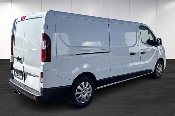 Renault Trafic 3 of 9