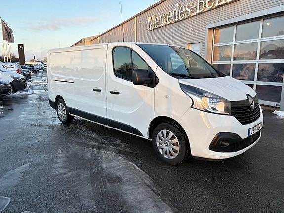 Renault Trafic 2 of 5