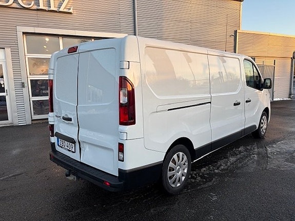Renault Trafic 3 of 5