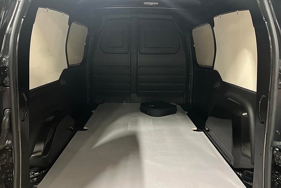 Mercedes-Benz eCitan 14 of 14