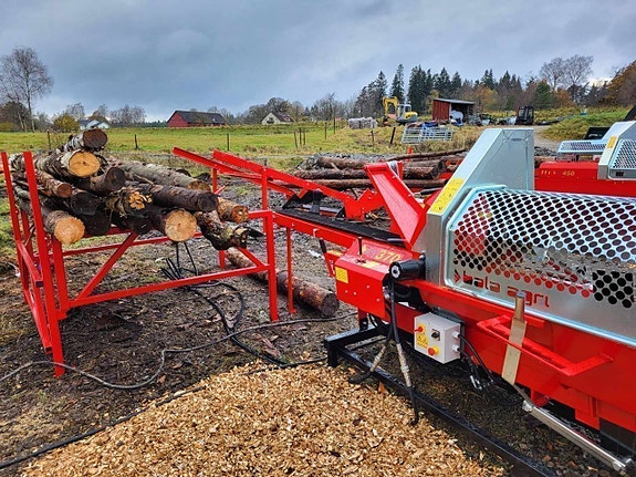 Kampanj 370 Vedmaskin inkl hydraulisk klyvkniv & 6-klyvkniv