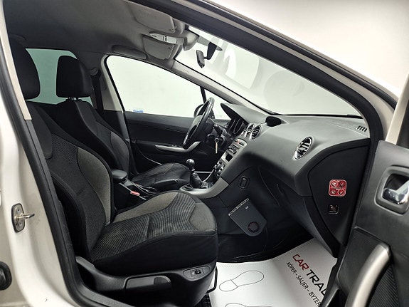 Peugeot 308 21 of 25