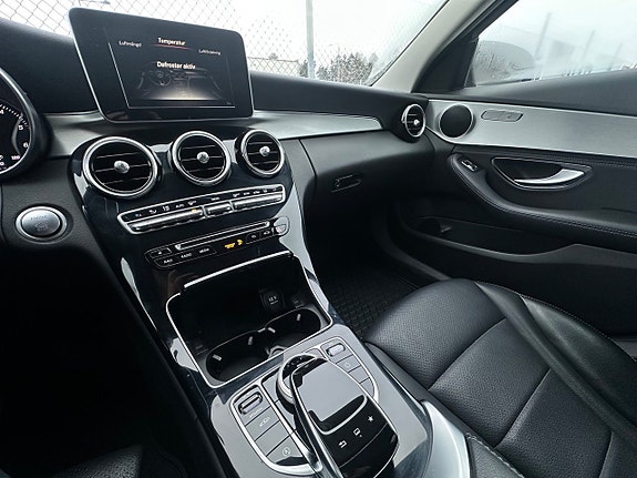 Mercedes-Benz C200 d 9 of 11