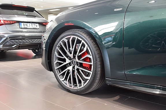 Audi A5 3 of 5