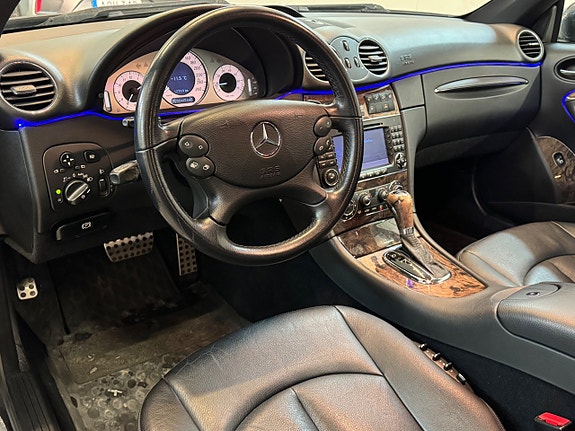 Mercedes-Benz CLK200 8 of 25