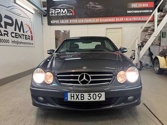 Mercedes-Benz CLK200 4 of 24