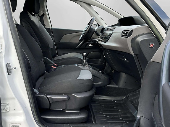 Citroen Grand C4 Picasso 18 of 21