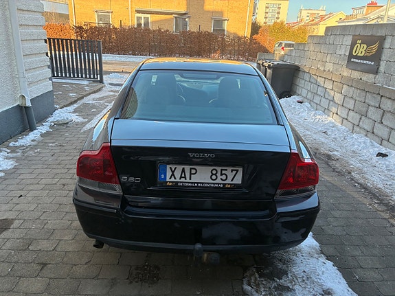 Volvo S60 8 of 23