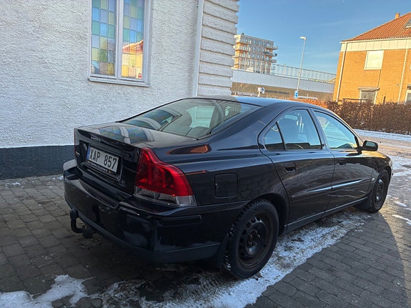 Volvo S60 6 of 23