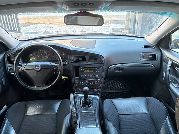 Volvo S60 10 of 23