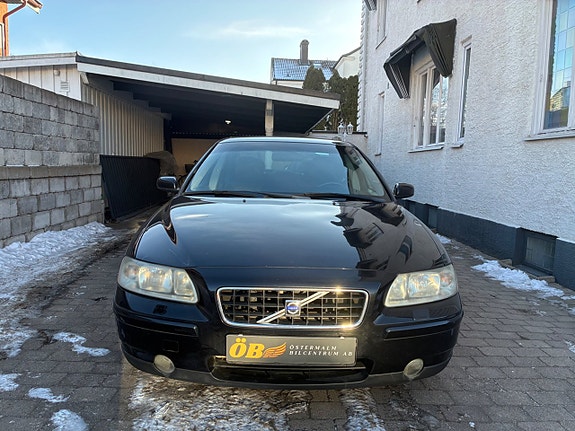Volvo S60 5 of 23