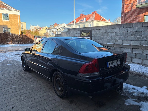 Volvo S60 7 of 23