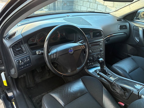 Volvo S60 14 of 23
