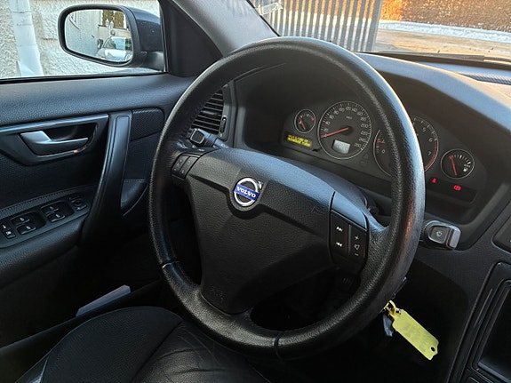 Volvo S60 13 of 23