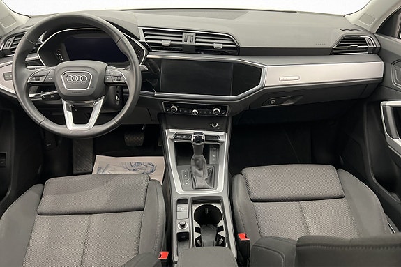 Audi Q3 9 of 24