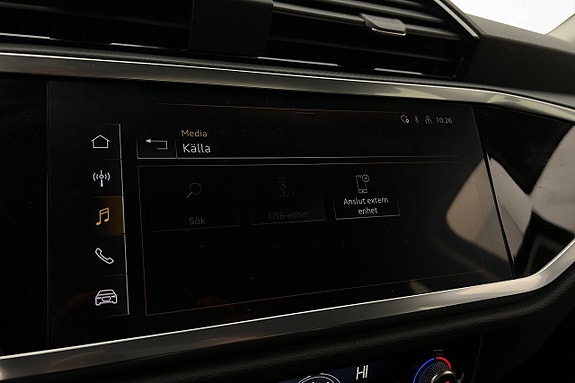 Audi Q3 17 of 24
