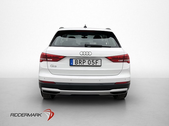 Audi Q3 7 of 24
