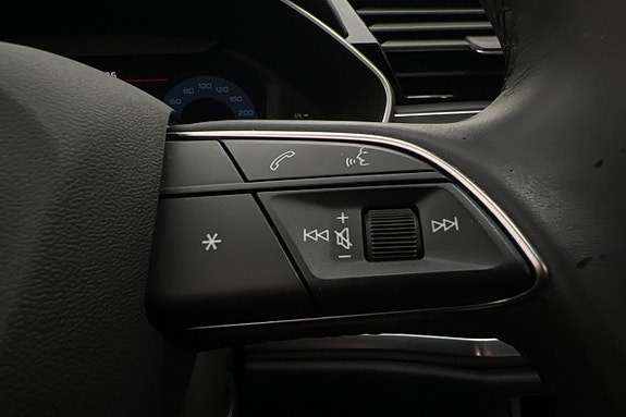 Audi Q3 13 of 24