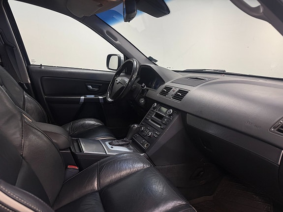 Volvo XC90 - 11