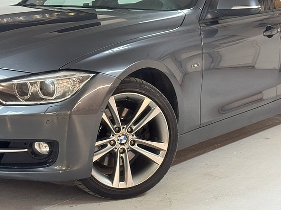 BMW 328 2 of 5