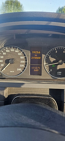 Mercedes-Benz A150 12 of 12