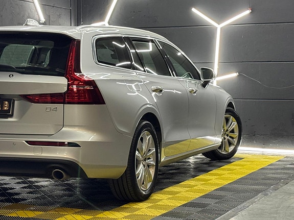 Volvo V60 6 of 27