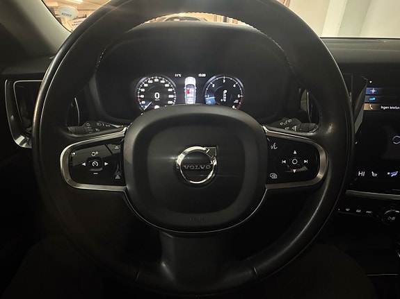 Volvo V60 17 of 27