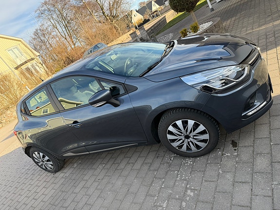 Renault Clio 4 of 9