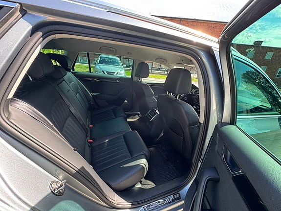 Skoda Superb 6 of 6