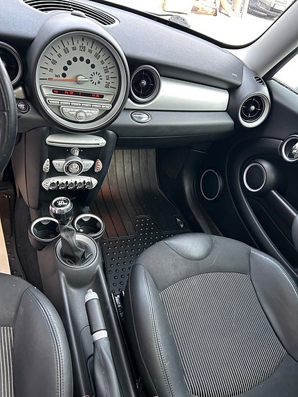 MINI Clubman Cooper D 7 of 7