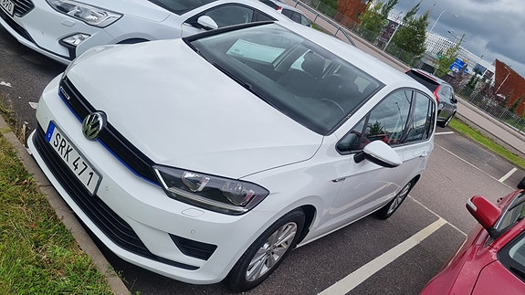 Volkswagen Golf Sportsvan 5 of 13