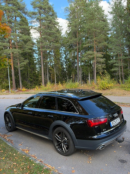 Audi A6 allroad 2 of 9