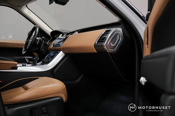 Land Rover Range Rover Sport 12 of 27