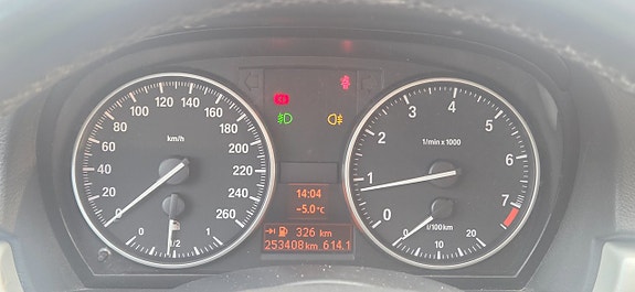 BMW 320 12 of 23