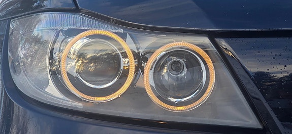 BMW 320 11 of 23
